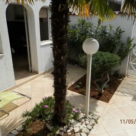 בית נופש House Barbariga